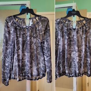 Jennifer Lopez JLO grey snake print loose blouse M